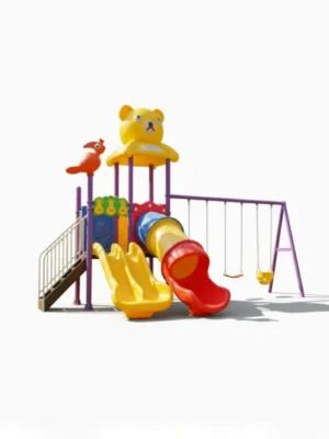 مجموعة زحاليق ومراجيح متوسطة الحجم للأطفال في الحديقة المنزلية