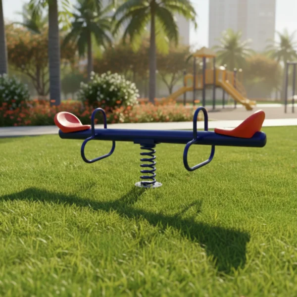 لعبة كراسي توازن ثنائية في حديقة خضراء، بتصميم معدني قوي ومقاعد بلاستيكية مريحة، جاهزة للاستخدام من قبل طفلين.